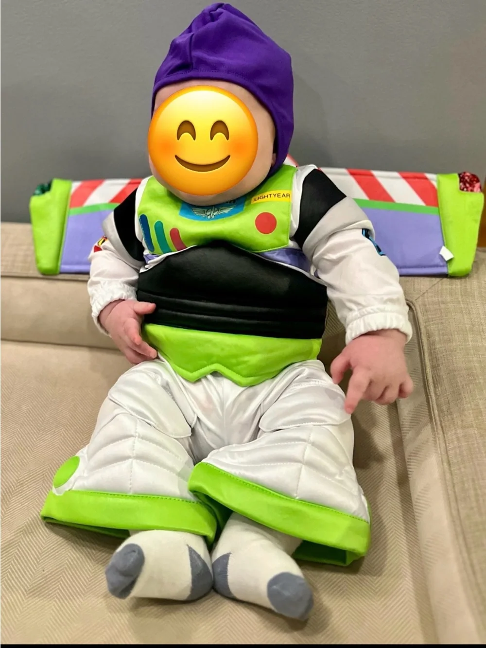 Disney Buzz Lightyear Space Ranger Costume - White, Green & Purple - Picture 6 of 6